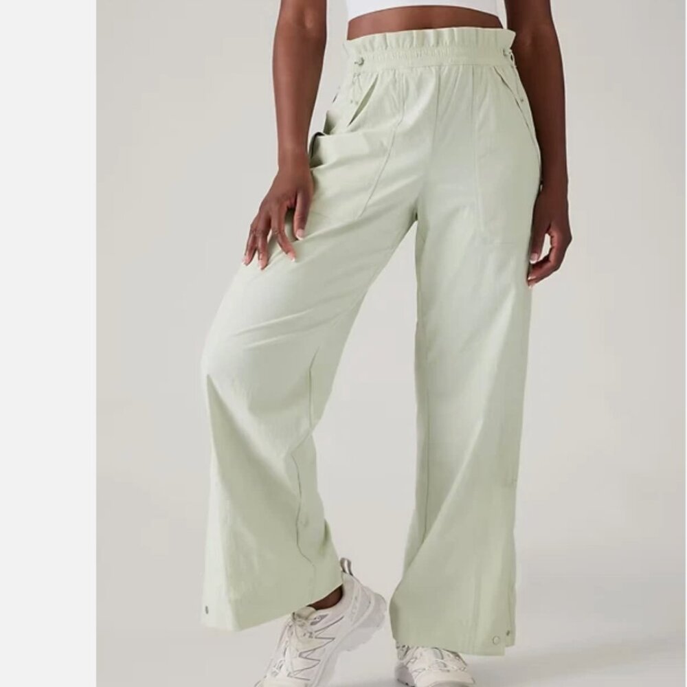 Athleta Trekkie Pants sz 12 NWT